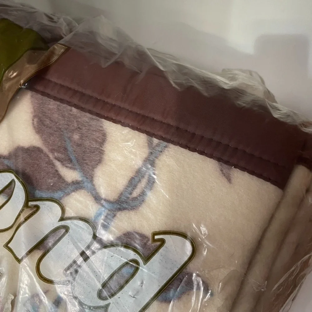 Esmond‎ Brown Floral Satin Trim Twin Fleece Polyester Blanket NOS